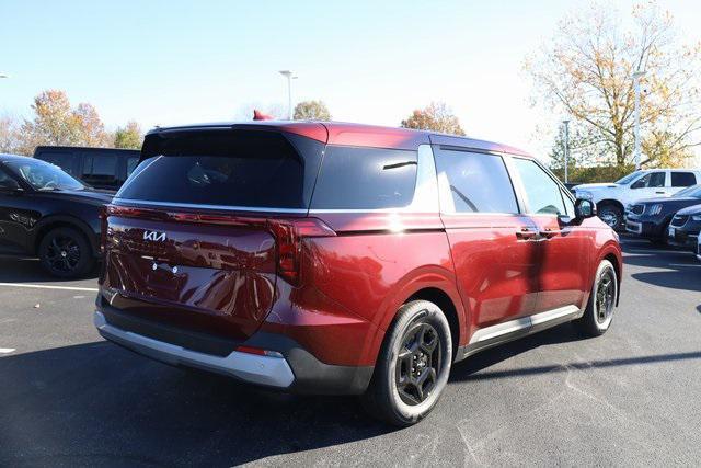 new 2025 Kia Carnival car, priced at $37,900