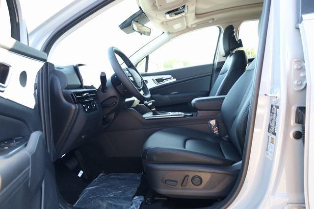 new 2026 Kia Sportage car, priced at $33,428