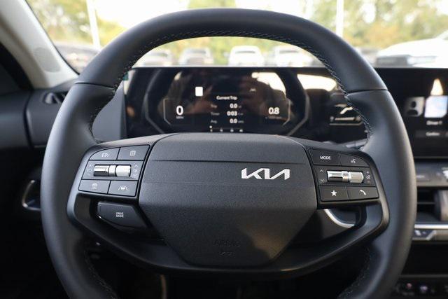 new 2025 Kia K4 car, priced at $23,558