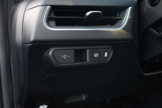 new 2025 Kia K4 car, priced at $23,558
