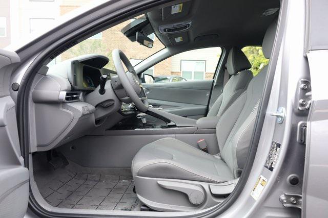 used 2025 Hyundai ELANTRA HEV car, priced at $23,101