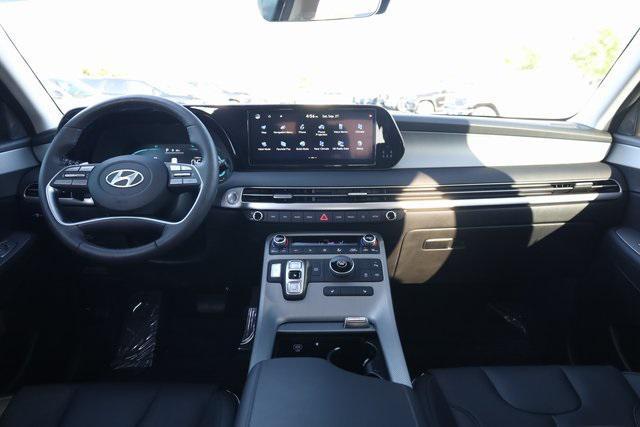 used 2025 Hyundai Palisade car, priced at $38,994