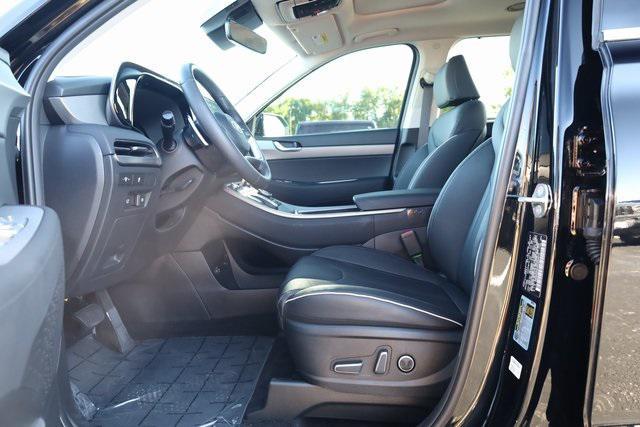 used 2025 Hyundai Palisade car, priced at $38,994