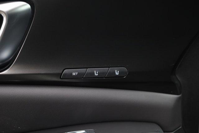 new 2025 Kia Carnival car, priced at $45,379