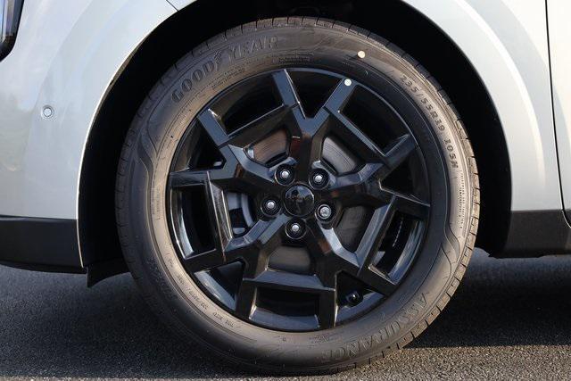 new 2026 Kia Carnival car, priced at $49,621