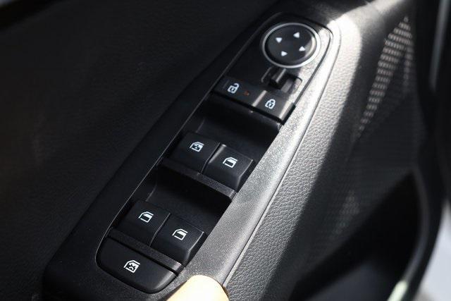 new 2025 Kia Seltos car, priced at $28,632