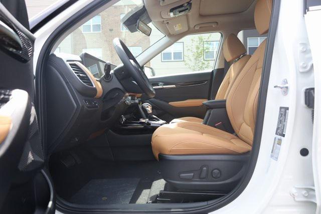new 2025 Kia Seltos car, priced at $28,632
