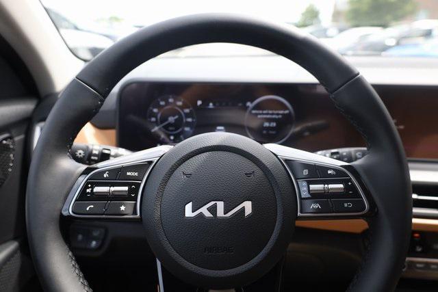 new 2025 Kia Seltos car, priced at $28,632
