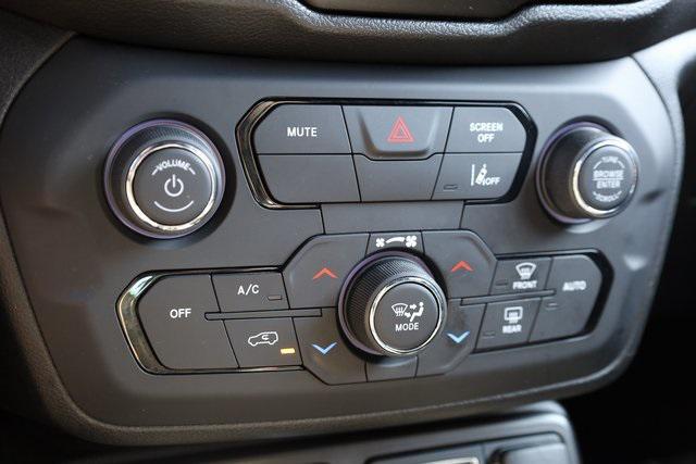 used 2021 Jeep Renegade car, priced at $17,864