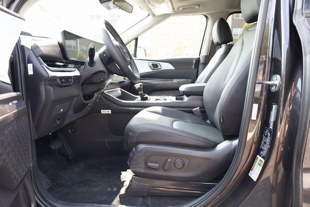 new 2026 Kia Carnival car, priced at $45,379