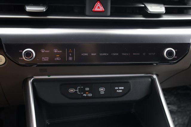 new 2025 Kia Carnival car, priced at $38,612