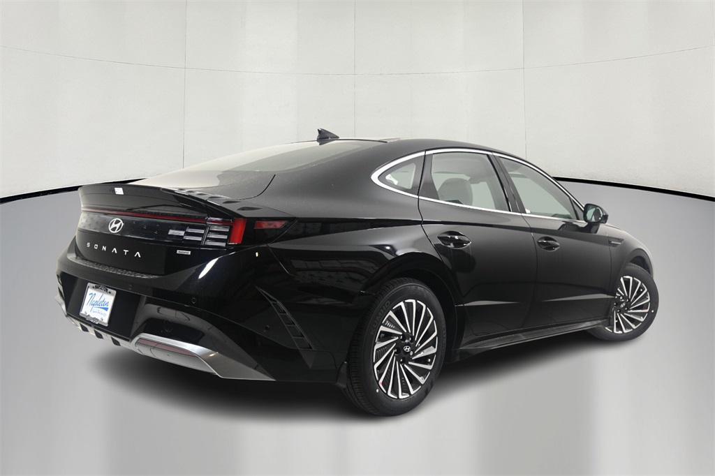 used 2024 Hyundai Sonata Hybrid car, priced at $31,829