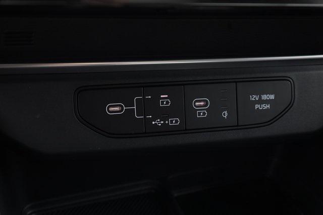 new 2025 Kia Carnival car, priced at $47,131