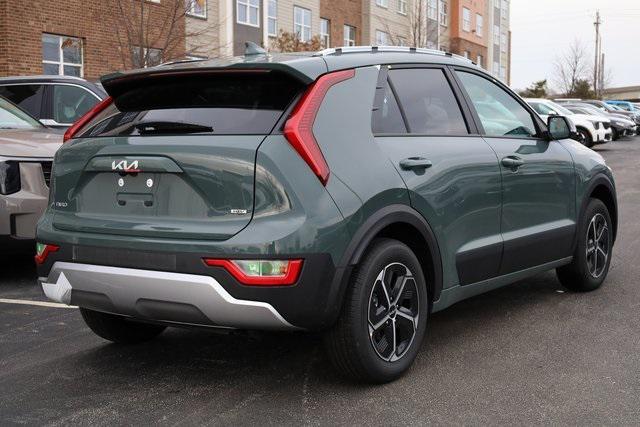 new 2025 Kia Niro car, priced at $29,607