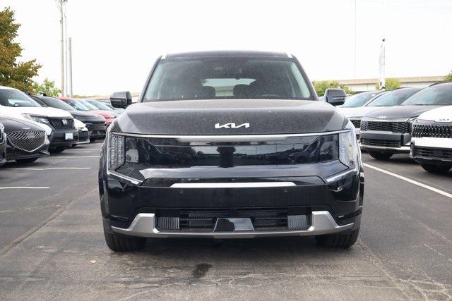 new 2026 Kia EV9 car, priced at $58,897