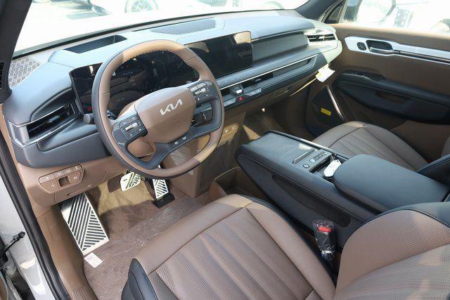 new 2026 Kia EV9 car, priced at $68,739