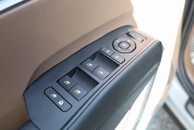 new 2026 Kia EV9 car, priced at $68,739