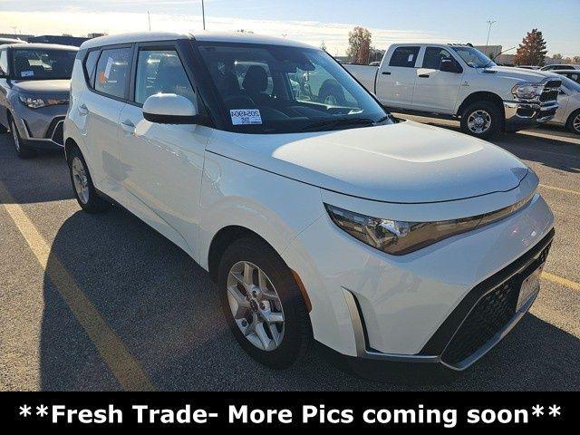 used 2024 Kia Soul car, priced at $16,894