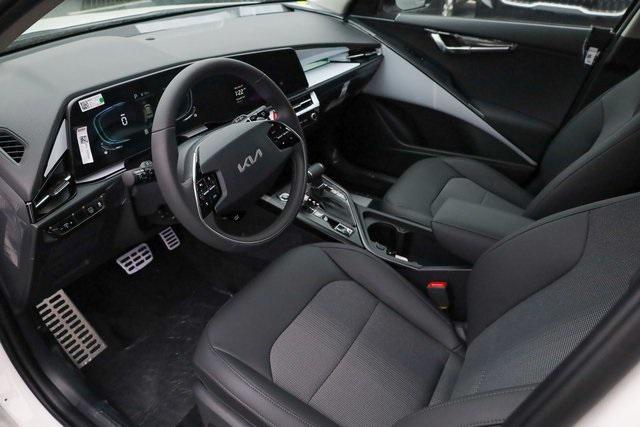 new 2025 Kia Niro car, priced at $32,167