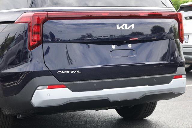 new 2025 Kia Carnival car, priced at $38,612