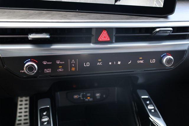 new 2025 Kia Sorento car, priced at $42,437