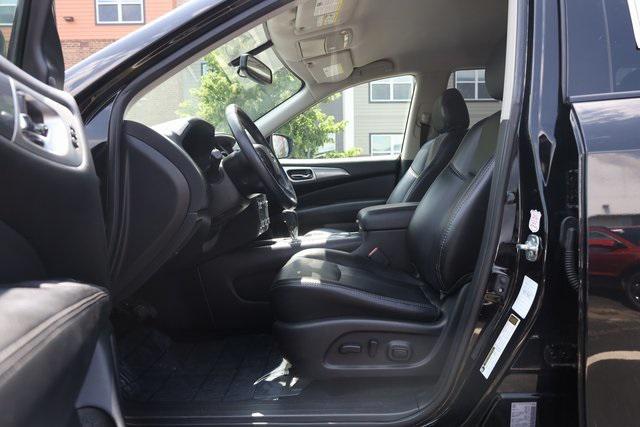 used 2020 Nissan Pathfinder car, priced at $17,653