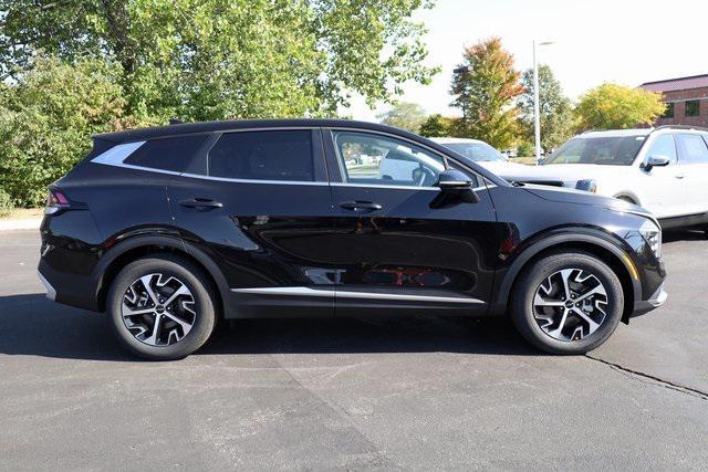 new 2025 Kia Sportage car, priced at $29,132