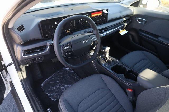 new 2025 Kia K4 car, priced at $24,301