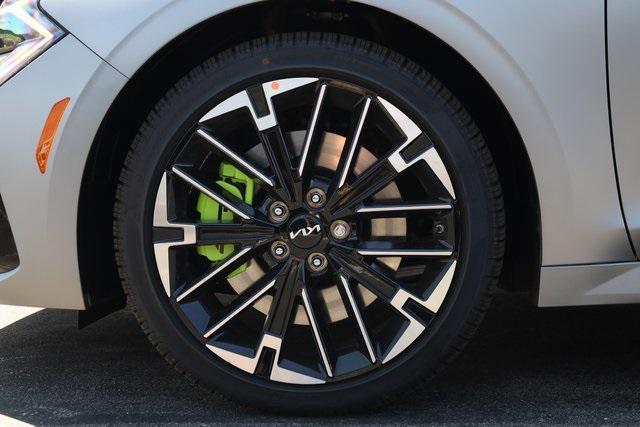 new 2026 Kia K5 car, priced at $33,008