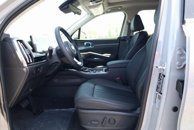 new 2025 Kia Sorento car, priced at $35,292