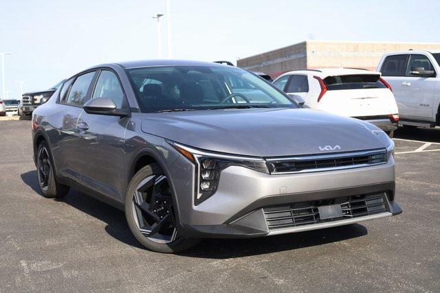 new 2025 Kia K4 car, priced at $23,888