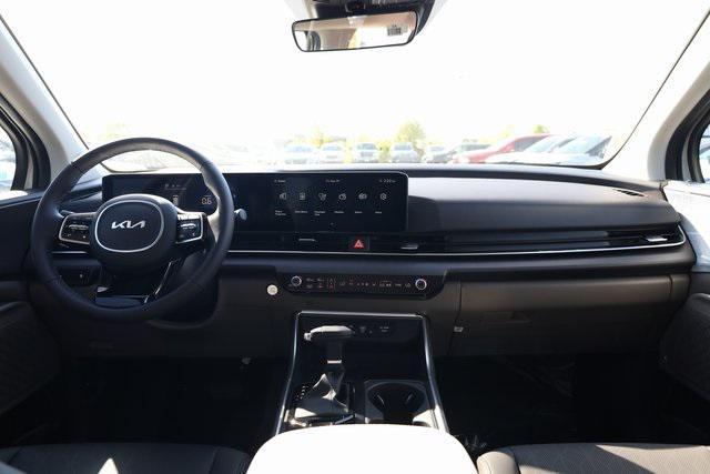 new 2026 Kia Carnival car, priced at $40,734