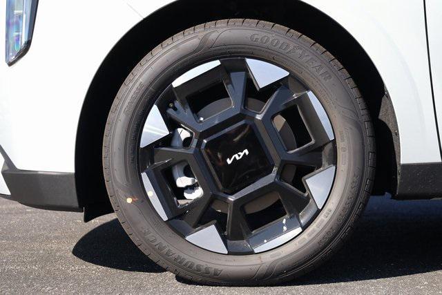 new 2026 Kia Carnival car, priced at $40,734
