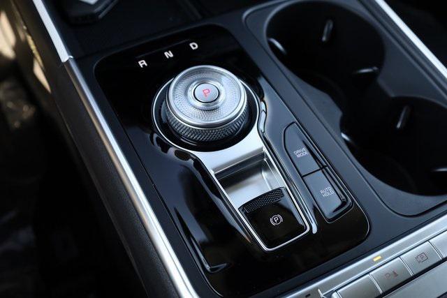 new 2026 Kia Carnival Hybrid car, priced at $47,721