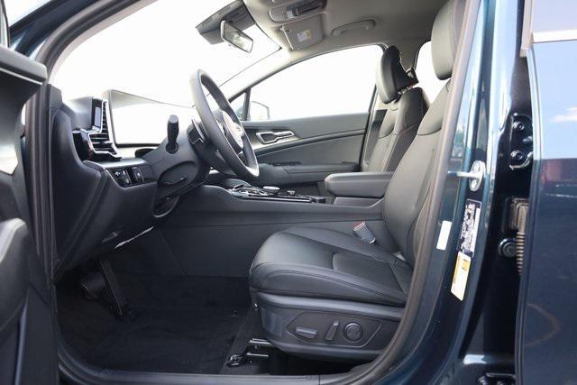 new 2025 Kia Sportage Hybrid car, priced at $30,574