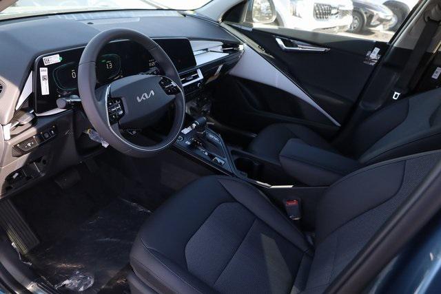 new 2025 Kia Niro car, priced at $29,607