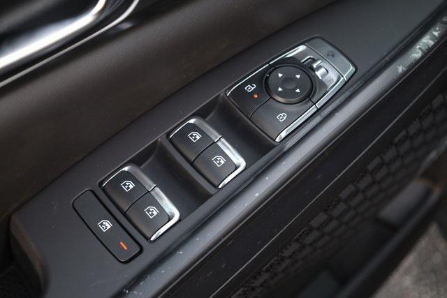 new 2025 Kia Carnival Hybrid car, priced at $51,439