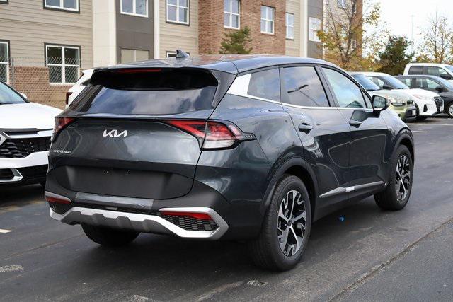 new 2025 Kia Sportage car, priced at $29,673