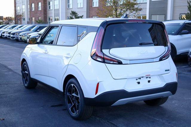 new 2025 Kia Soul car, priced at $24,245