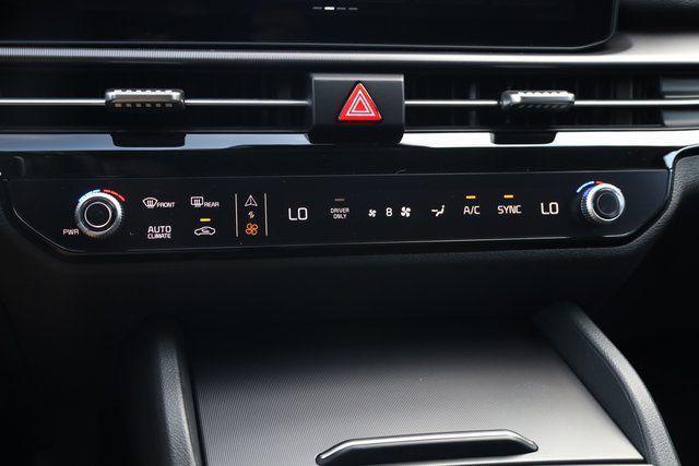 new 2026 Kia Sportage Hybrid car, priced at $37,476