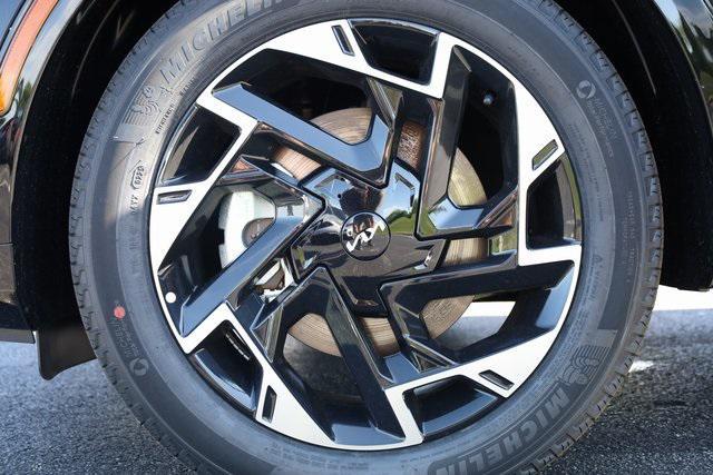 new 2025 Kia Sportage car, priced at $32,616