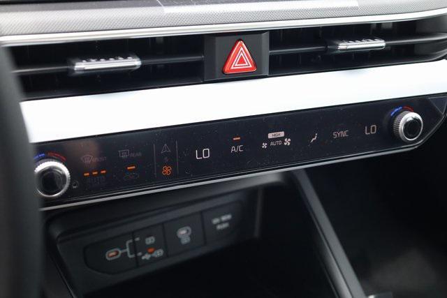 new 2025 Kia K5 car, priced at $30,174