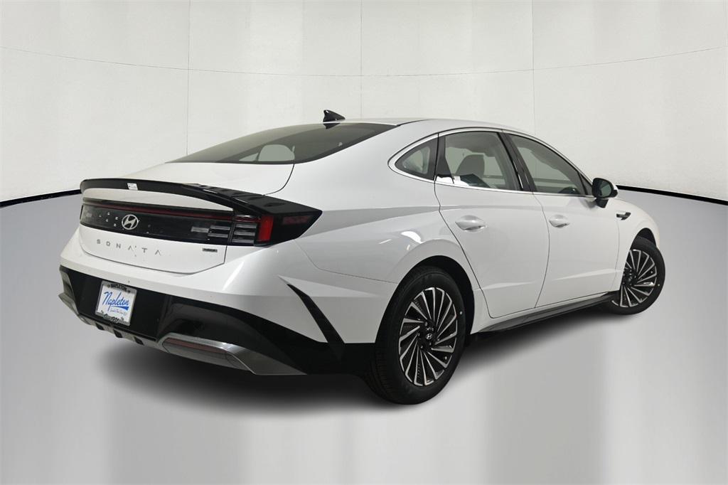 used 2024 Hyundai Sonata Hybrid car, priced at $25,807