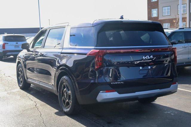 new 2025 Kia Carnival car, priced at $37,900