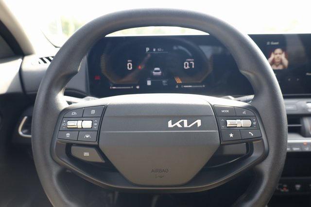 new 2025 Kia K4 car, priced at $23,351