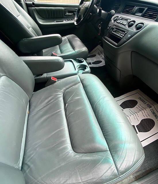 used 2004 Honda Odyssey car, priced at $5,900