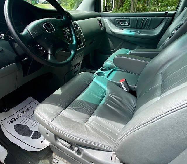 used 2004 Honda Odyssey car, priced at $5,900