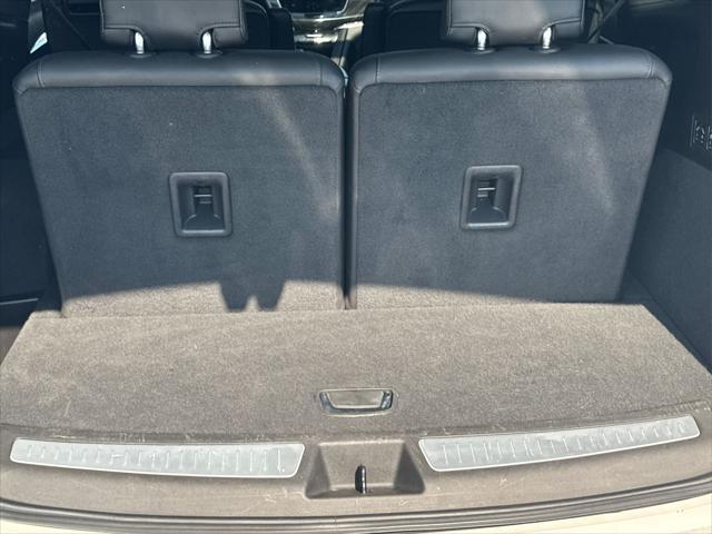 used 2022 Cadillac XT6 car, priced at $31,444