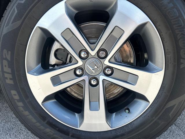 used 2025 Honda Pilot car, priced at $36,500