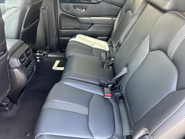 used 2025 Honda Pilot car, priced at $36,500
